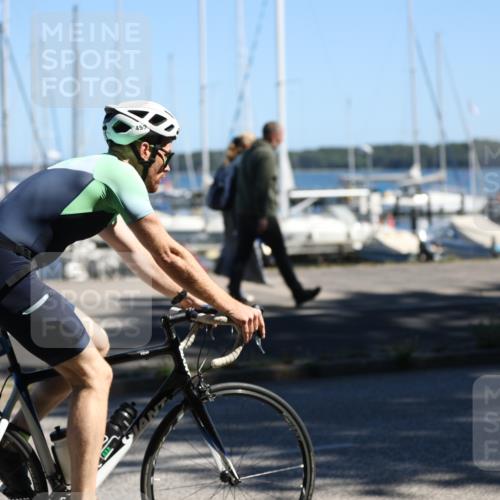 17.08.2025 - KN Förde Triathlon 2025 Yannick Fuchs http://msf.ph/oto/8626315 17.08.2025 13:01:53 Radfahren 450, 458, 502, 542, 456, 528 meine-sportfotos.de