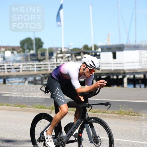 17.08.2025 - KN Förde Triathlon 2025 Yannick Fuchs http://msf.ph/oto/8626339 17.08.2025 13:02:15 Radfahren 404, 418, 460, 467, 512, 523, 546, 402, 516, 522, 527 meine-sportfotos.de