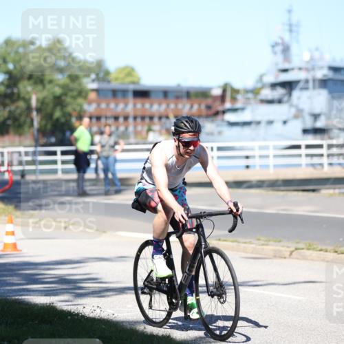 17.08.2025 - KN Förde Triathlon 2025 Yannick Fuchs http://msf.ph/oto/8626343 17.08.2025 13:02:17 Radfahren 401, 404, 418, 460, 467, 512, 523, 402, 418, 523, 527, 546 meine-sportfotos.de