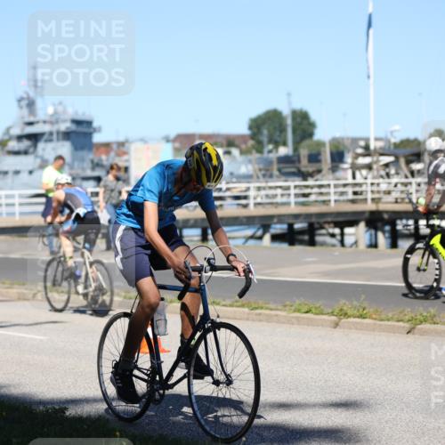 17.08.2025 - KN Förde Triathlon 2025 Yannick Fuchs http://msf.ph/oto/8626356 17.08.2025 13:02:28 Radfahren 395, 401, 411, 452, 461, 472, 478, 485, 535, 401, 460 meine-sportfotos.de