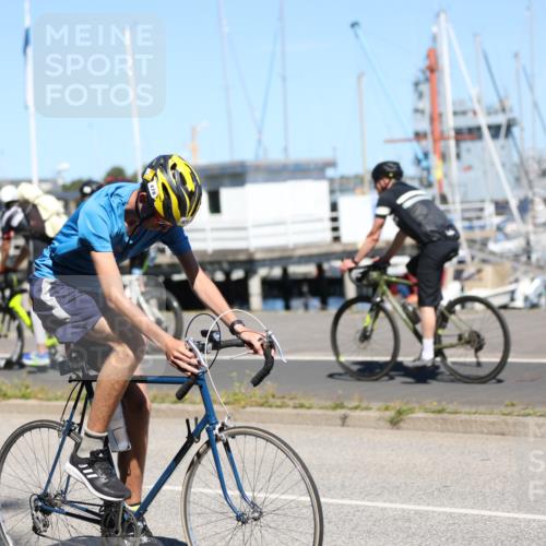 17.08.2025 - KN Förde Triathlon 2025 Yannick Fuchs http://msf.ph/oto/8626358 17.08.2025 13:02:29 Radfahren 395, 411, 430, 452, 461, 472, 478, 485, 535, 401, 460 meine-sportfotos.de