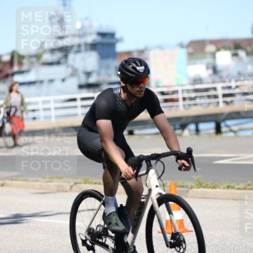 17.08.2025 - KN Förde Triathlon 2025 Yannick Fuchs http://msf.ph/oto/8626392 17.08.2025 13:02:59 Radfahren 435, 446, 471, 473, 509, 517, 434 meine-sportfotos.de