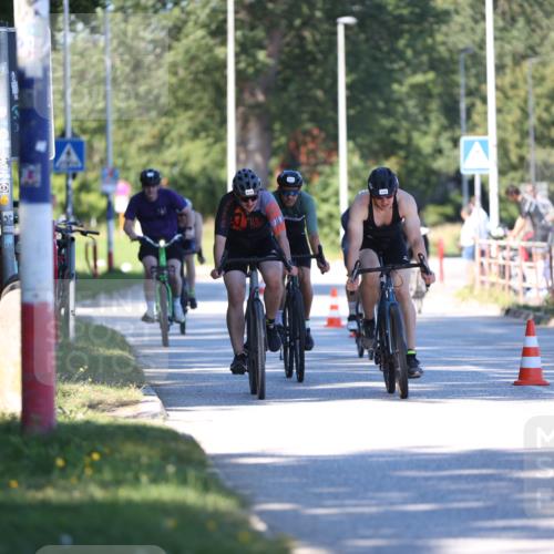 17.08.2025 - KN Förde Triathlon 2025 Yannick Fuchs http://msf.ph/oto/8626398 17.08.2025 13:03:08 Radfahren 398, 435, 437, 448, 464, 473, 494, 509, 514, 515, 517, 520, 524, 549, 446, 471, 473, 517 meine-sportfotos.de