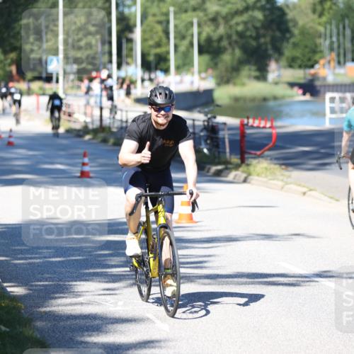 17.08.2025 - KN Förde Triathlon 2025 Yannick Fuchs http://msf.ph/oto/8626427 17.08.2025 13:03:22 Radfahren 475, 481, 493, 518, 398, 448, 464, 494, 515 meine-sportfotos.de