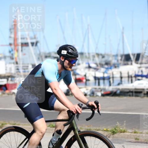 17.08.2025 - KN Förde Triathlon 2025 Yannick Fuchs http://msf.ph/oto/8626480 17.08.2025 13:04:00 Radfahren 409, 411, 460, 461, 523, 535, 401, 409, 412, 467 meine-sportfotos.de