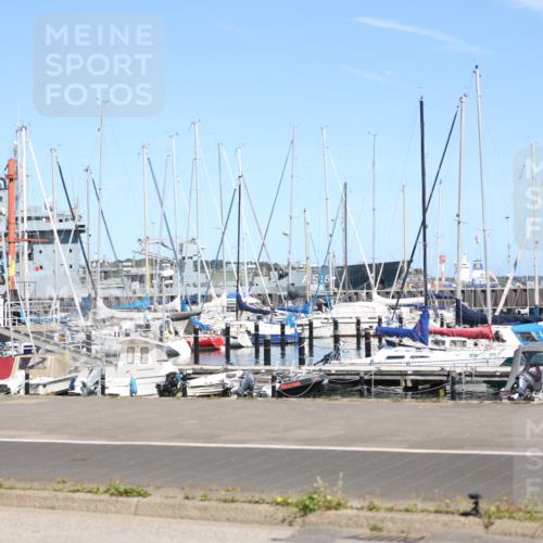 17.08.2025 - KN Förde Triathlon 2025 Yannick Fuchs http://msf.ph/oto/8626492 17.08.2025 13:04:09 Radfahren 406, 436, 452, 483, 495, 533, 535, 461, 523 meine-sportfotos.de
