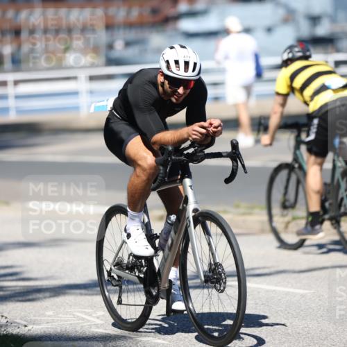 17.08.2025 - KN Förde Triathlon 2025 Yannick Fuchs http://msf.ph/oto/8626524 17.08.2025 13:04:31 Radfahren 465, 469, 471, 430, 453, 470, 485 meine-sportfotos.de