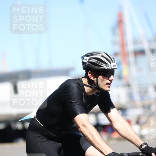 17.08.2025 - KN Förde Triathlon 2025 Yannick Fuchs http://msf.ph/oto/8626559 17.08.2025 13:04:50 Radfahren 396, 414, 426, 475, 494, 509, 549, 398, 435, 509 meine-sportfotos.de