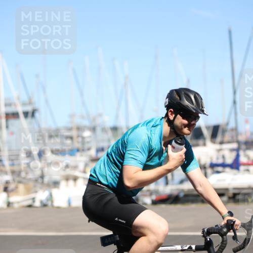 17.08.2025 - KN Förde Triathlon 2025 Yannick Fuchs http://msf.ph/oto/8626571 17.08.2025 13:05:09 Radfahren 432, 448, 493, 518, 547, 498 meine-sportfotos.de