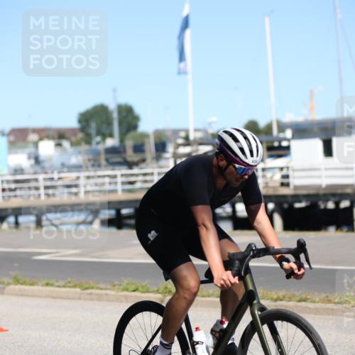 17.08.2025 - KN Förde Triathlon 2025 Yannick Fuchs http://msf.ph/oto/8626575 17.08.2025 13:05:11 Radfahren 422, 432, 448, 493, 518, 547, 493, 518 meine-sportfotos.de