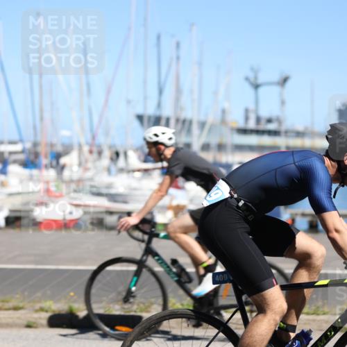 17.08.2025 - KN Förde Triathlon 2025 Yannick Fuchs http://msf.ph/oto/8626604 17.08.2025 13:05:30 Radfahren 406, 409, 462, 479, 491, 534, 415, 443, 459, 476, 531, 536 meine-sportfotos.de