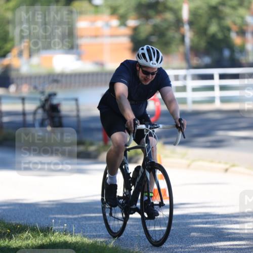 17.08.2025 - KN Förde Triathlon 2025 Yannick Fuchs http://msf.ph/oto/8626634 17.08.2025 13:05:57 Radfahren 421, 436, 453, 455, 483, 548, 533 meine-sportfotos.de