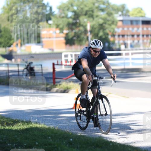 17.08.2025 - KN Förde Triathlon 2025 Yannick Fuchs http://msf.ph/oto/8626635 17.08.2025 13:05:57 Radfahren 421, 436, 453, 455, 483, 548, 533 meine-sportfotos.de