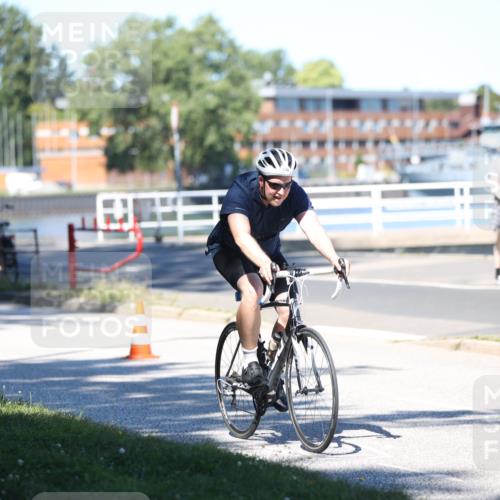 17.08.2025 - KN Förde Triathlon 2025 Yannick Fuchs http://msf.ph/oto/8626636 17.08.2025 13:05:58 Radfahren 421, 436, 453, 455, 483, 487, 500, 548, 533 meine-sportfotos.de