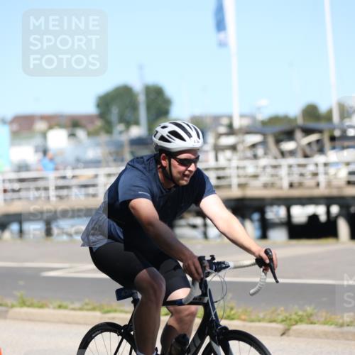 17.08.2025 - KN Förde Triathlon 2025 Yannick Fuchs http://msf.ph/oto/8626639 17.08.2025 13:05:58 Radfahren 421, 436, 453, 455, 483, 487, 500, 548, 533 meine-sportfotos.de