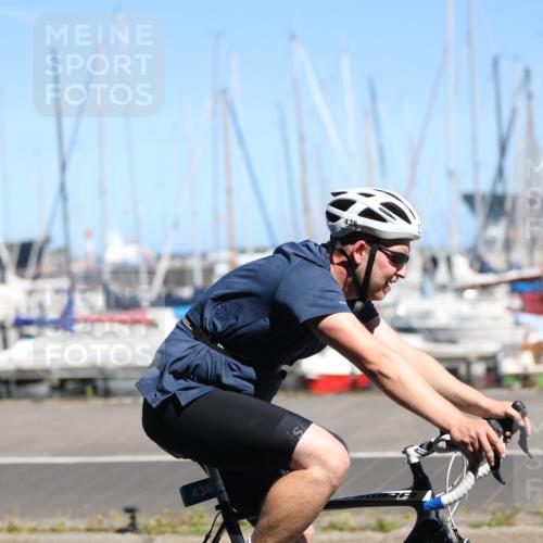 17.08.2025 - KN Förde Triathlon 2025 Yannick Fuchs http://msf.ph/oto/8626643 17.08.2025 13:05:59 Radfahren 421, 436, 453, 455, 483, 487, 500, 548, 533 meine-sportfotos.de