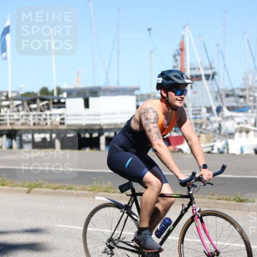 17.08.2025 - KN Förde Triathlon 2025 Yannick Fuchs http://msf.ph/oto/8626649 17.08.2025 13:06:03 Radfahren 403, 421, 453, 470, 483, 487, 500, 548, 436, 455 meine-sportfotos.de