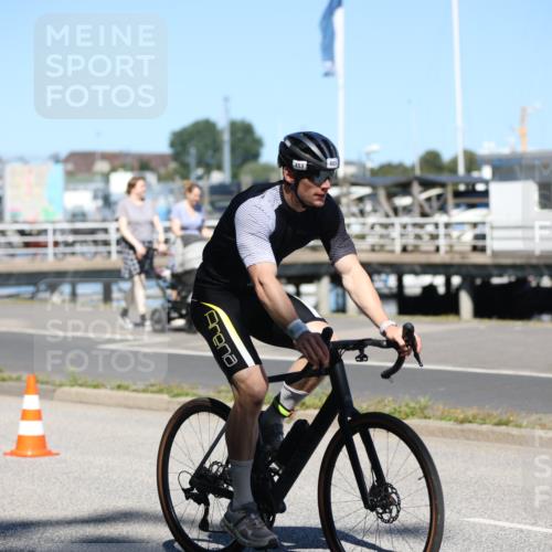 17.08.2025 - KN Förde Triathlon 2025 Yannick Fuchs http://msf.ph/oto/8626650 17.08.2025 13:06:04 Radfahren 403, 421, 453, 470, 483, 487, 500, 548, 436, 455 meine-sportfotos.de