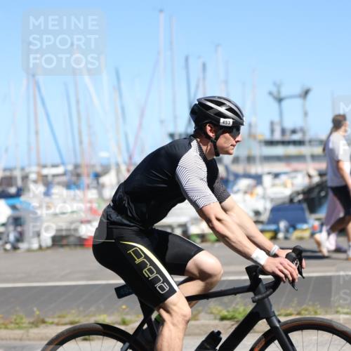 17.08.2025 - KN Förde Triathlon 2025 Yannick Fuchs http://msf.ph/oto/8626654 17.08.2025 13:06:05 Radfahren 403, 421, 453, 470, 483, 487, 500, 548, 421, 436, 455 meine-sportfotos.de