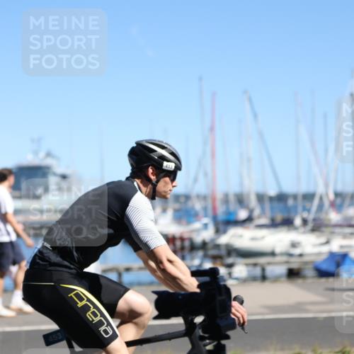 17.08.2025 - KN Förde Triathlon 2025 Yannick Fuchs http://msf.ph/oto/8626655 17.08.2025 13:06:05 Radfahren 403, 421, 453, 470, 483, 487, 500, 548, 421, 436, 455 meine-sportfotos.de