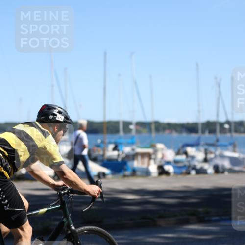 17.08.2025 - KN Förde Triathlon 2025 Yannick Fuchs http://msf.ph/oto/8626665 17.08.2025 13:06:10 Radfahren 403, 465, 470, 487, 500, 421, 453, 483, 487, 500, 548 meine-sportfotos.de