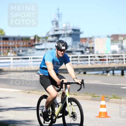 17.08.2025 - KN Förde Triathlon 2025 Yannick Fuchs http://msf.ph/oto/8626675 17.08.2025 13:06:20 Radfahren 408, 414, 419, 420, 482, 490, 495, 403, 465 meine-sportfotos.de