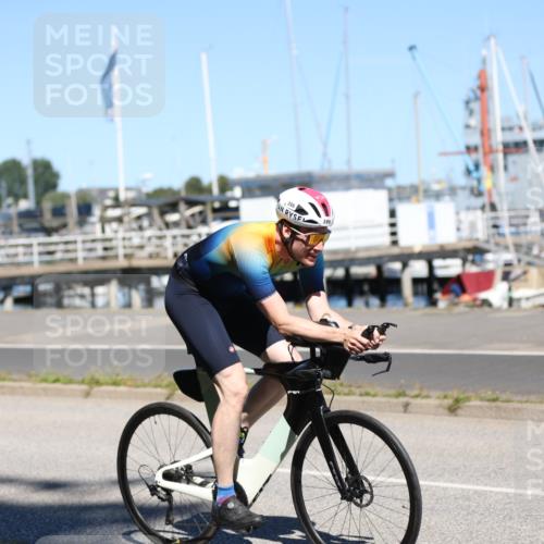 17.08.2025 - KN Förde Triathlon 2025 Yannick Fuchs http://msf.ph/oto/8626692 17.08.2025 13:06:30 Radfahren 357, 396, 420, 482, 505, 506, 544, 408, 414, 419, 482, 490, 495 meine-sportfotos.de