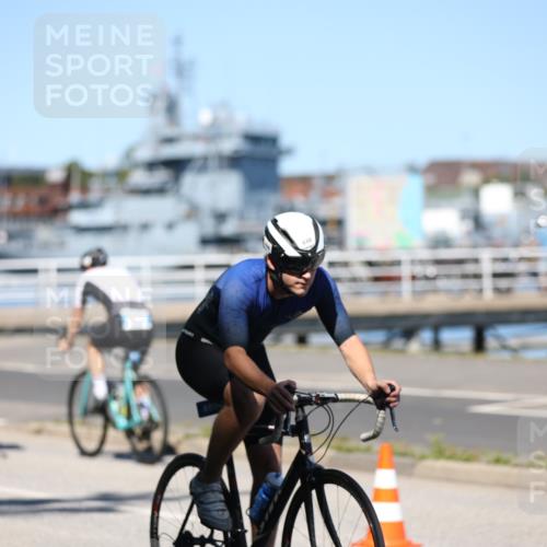 17.08.2025 - KN Förde Triathlon 2025 Yannick Fuchs http://msf.ph/oto/8626701 17.08.2025 13:06:43 Radfahren 407, 413, 415, 417, 422, 426, 498, 507, 357, 407, 505, 506 meine-sportfotos.de