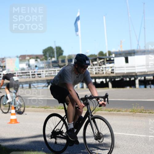 17.08.2025 - KN Förde Triathlon 2025 Yannick Fuchs http://msf.ph/oto/8626711 17.08.2025 13:06:50 Radfahren 415, 422, 426, 413, 417, 422, 498, 507 meine-sportfotos.de