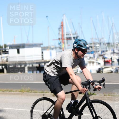 17.08.2025 - KN Förde Triathlon 2025 Yannick Fuchs http://msf.ph/oto/8626713 17.08.2025 13:06:50 Radfahren 415, 422, 426, 413, 417, 422, 498, 507 meine-sportfotos.de