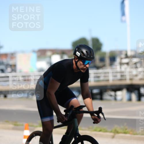 17.08.2025 - KN Förde Triathlon 2025 Yannick Fuchs http://msf.ph/oto/8626726 17.08.2025 13:07:01 Radfahren 427, 443, 459, 501, 532, 415 meine-sportfotos.de