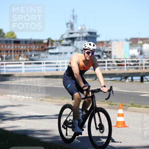 17.08.2025 - KN Förde Triathlon 2025 Yannick Fuchs http://msf.ph/oto/8626748 17.08.2025 13:07:13 Radfahren 423, 462, 479, 491, 504, 513, 427, 459, 501, 532 meine-sportfotos.de