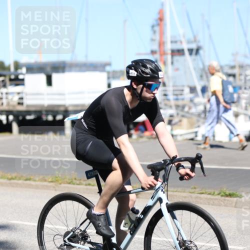 17.08.2025 - KN Förde Triathlon 2025 Yannick Fuchs http://msf.ph/oto/8626755 17.08.2025 13:07:15 Radfahren 423, 462, 479, 491, 504, 513, 534, 427, 459, 501 meine-sportfotos.de
