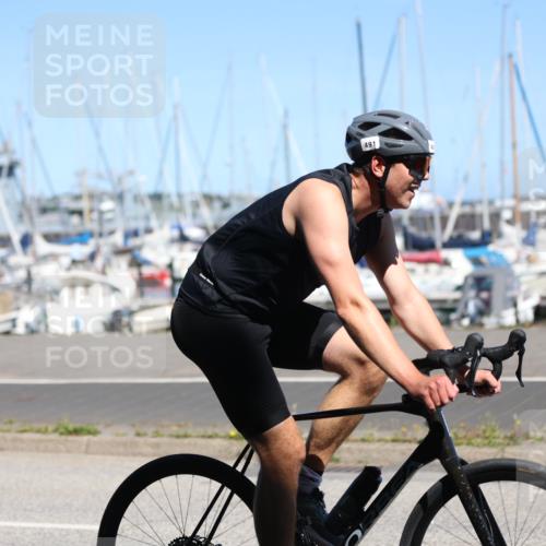 17.08.2025 - KN Förde Triathlon 2025 Yannick Fuchs http://msf.ph/oto/8626762 17.08.2025 13:07:17 Radfahren 423, 462, 479, 491, 504, 513, 534, 459, 462, 501 meine-sportfotos.de