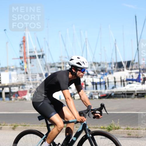 17.08.2025 - KN Förde Triathlon 2025 Yannick Fuchs http://msf.ph/oto/8626771 17.08.2025 13:07:20 Radfahren 403, 423, 491, 504, 513, 534, 462, 479 meine-sportfotos.de