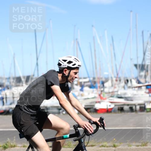 17.08.2025 - KN Förde Triathlon 2025 Yannick Fuchs http://msf.ph/oto/8626778 17.08.2025 13:07:22 Radfahren 403, 423, 466, 504, 513, 529, 534, 462, 479, 491 meine-sportfotos.de