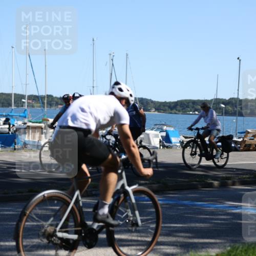 17.08.2025 - KN Förde Triathlon 2025 Yannick Fuchs http://msf.ph/oto/8626813 17.08.2025 13:07:44 Radfahren 397, 408, 421, 455, 496, 500, 548, 480, 487 meine-sportfotos.de
