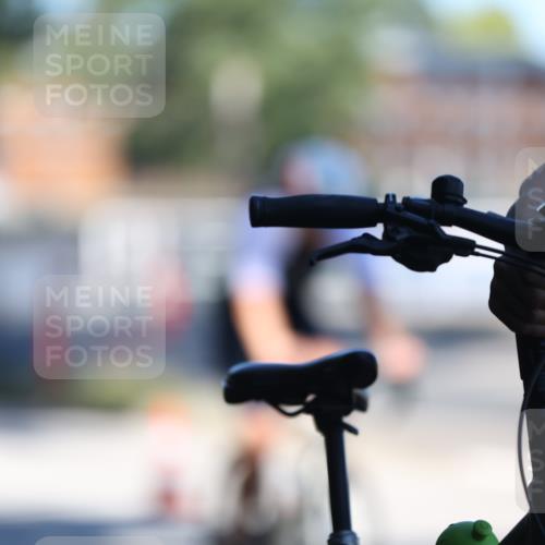 17.08.2025 - KN Förde Triathlon 2025 Yannick Fuchs http://msf.ph/oto/8626831 17.08.2025 13:08:06 Radfahren 417, 420, 431, 441, 477, 490, 525, 526, 540 meine-sportfotos.de