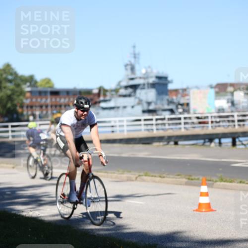 17.08.2025 - KN Förde Triathlon 2025 Yannick Fuchs http://msf.ph/oto/8626840 17.08.2025 13:08:16 Radfahren 357, 407, 413, 417, 439, 441, 482, 486, 505, 506, 507, 544, 420, 431, 441, 477, 525, 540 meine-sportfotos.de