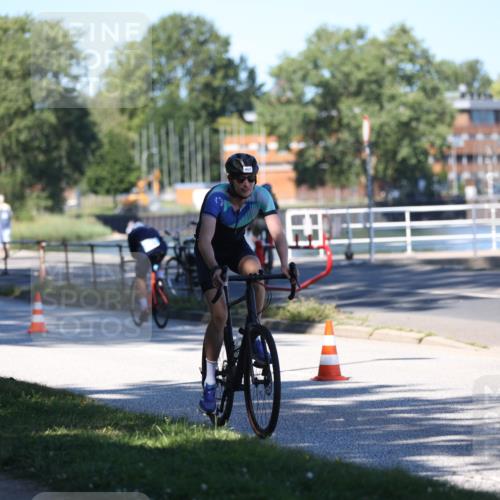 17.08.2025 - KN Förde Triathlon 2025 Yannick Fuchs http://msf.ph/oto/8626848 17.08.2025 13:08:19 Radfahren 357, 407, 413, 439, 482, 486, 505, 506, 507, 544, 413, 417, 431, 441, 486, 505, 507 meine-sportfotos.de