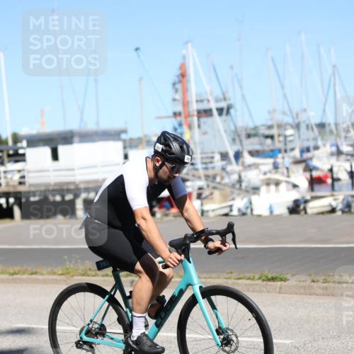 17.08.2025 - KN Förde Triathlon 2025 Yannick Fuchs http://msf.ph/oto/8626861 17.08.2025 13:08:22 Radfahren 357, 407, 439, 413, 417, 441, 482, 486, 505, 506, 507, 544 meine-sportfotos.de