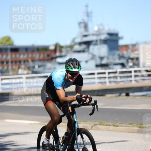 17.08.2025 - KN Förde Triathlon 2025 Yannick Fuchs http://msf.ph/oto/8626867 17.08.2025 13:08:37 Radfahren 425, 427, 428, 433, 454, 532, 447 meine-sportfotos.de