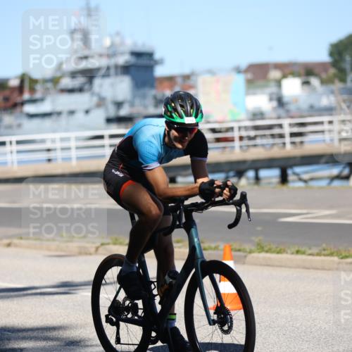 17.08.2025 - KN Förde Triathlon 2025 Yannick Fuchs http://msf.ph/oto/8626868 17.08.2025 13:08:38 Radfahren 425, 427, 428, 433, 454, 532, 447 meine-sportfotos.de