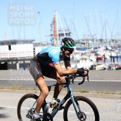 17.08.2025 - KN Förde Triathlon 2025 Yannick Fuchs http://msf.ph/oto/8626870 17.08.2025 13:08:38 Radfahren 425, 427, 428, 433, 454, 532, 447 meine-sportfotos.de