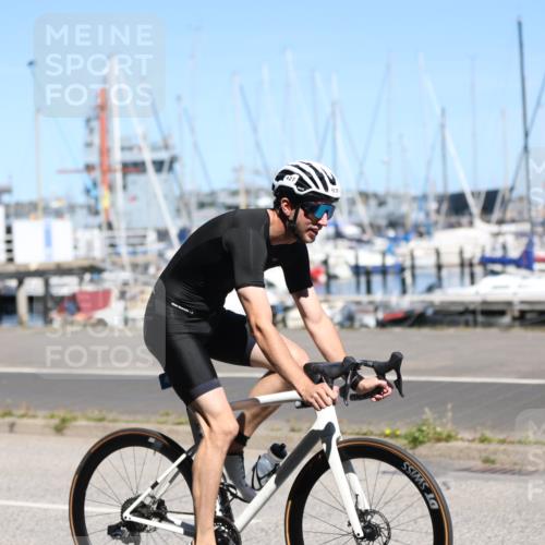 17.08.2025 - KN Förde Triathlon 2025 Yannick Fuchs http://msf.ph/oto/8626876 17.08.2025 13:08:40 Radfahren 425, 427, 428, 433, 454, 532, 447 meine-sportfotos.de