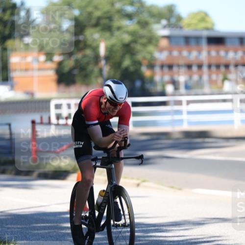 17.08.2025 - KN Förde Triathlon 2025 Yannick Fuchs http://msf.ph/oto/8626878 17.08.2025 13:08:52 Radfahren 404, 423, 424, 438, 442, 445, 466, 508, 541, 433 meine-sportfotos.de