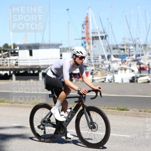 17.08.2025 - KN Förde Triathlon 2025 Yannick Fuchs http://msf.ph/oto/8626904 17.08.2025 13:09:10 Radfahren 440, 504, 529, 410, 538 meine-sportfotos.de