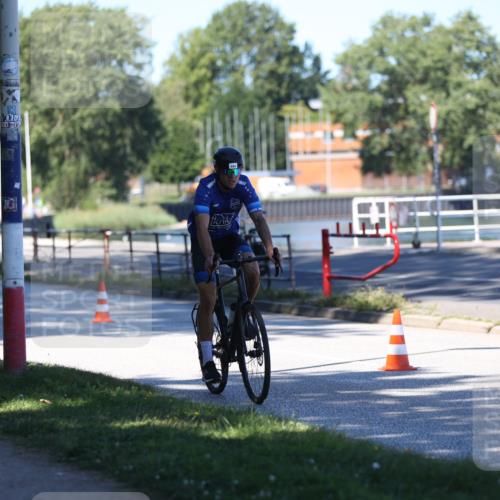 17.08.2025 - KN Förde Triathlon 2025 Yannick Fuchs http://msf.ph/oto/8626911 17.08.2025 13:09:23 Radfahren 397, 480 meine-sportfotos.de