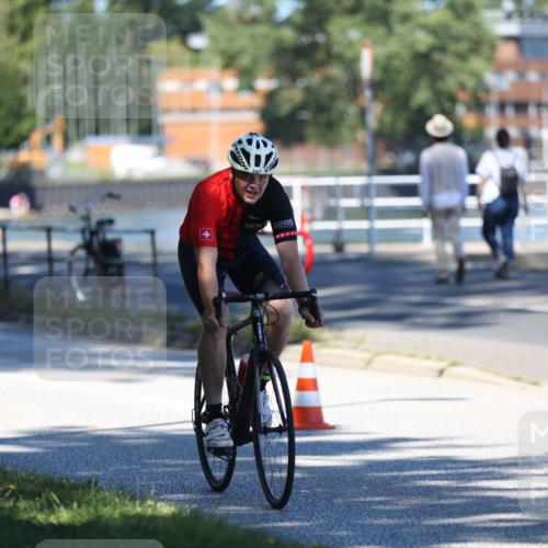17.08.2025 - KN Förde Triathlon 2025 Yannick Fuchs http://msf.ph/oto/8626919 17.08.2025 13:09:27 Radfahren 397, 456, 480, 496, 519 meine-sportfotos.de