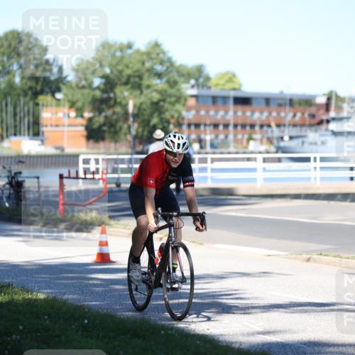 17.08.2025 - KN Förde Triathlon 2025 Yannick Fuchs http://msf.ph/oto/8626921 17.08.2025 13:09:27 Radfahren 397, 456, 480, 496, 519 meine-sportfotos.de